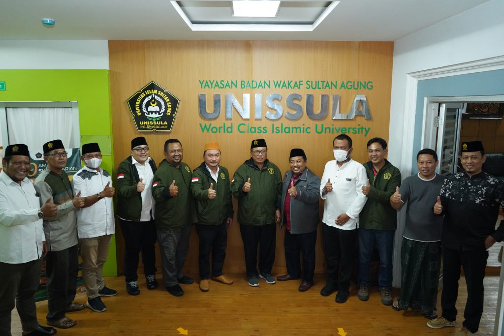 Rektor Ajak Alumni Bersinergi Majukan Unissula
