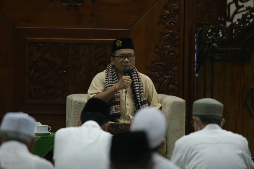 Rektor Unissula Ingatkan Pentingnya Memuliakan Orang Tua