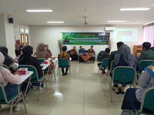 PBI Unissula Seminarkan Cara Mudah Menulis Skripsi