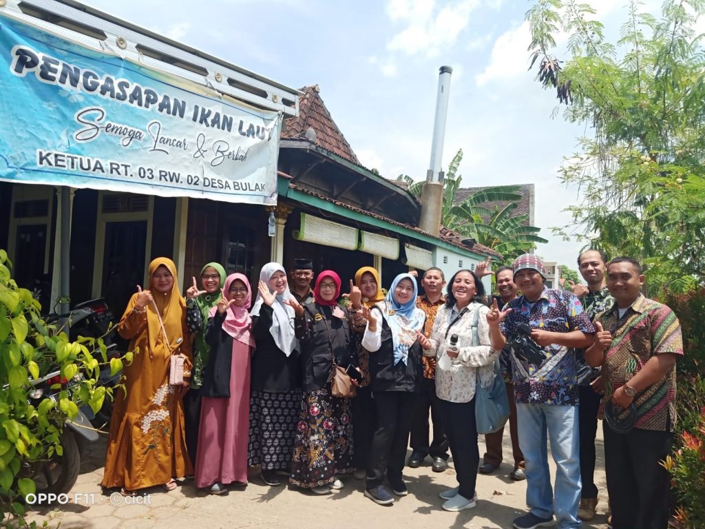 LPPM Unissula Road Show Pelatihan Ikan Asap di Kendal