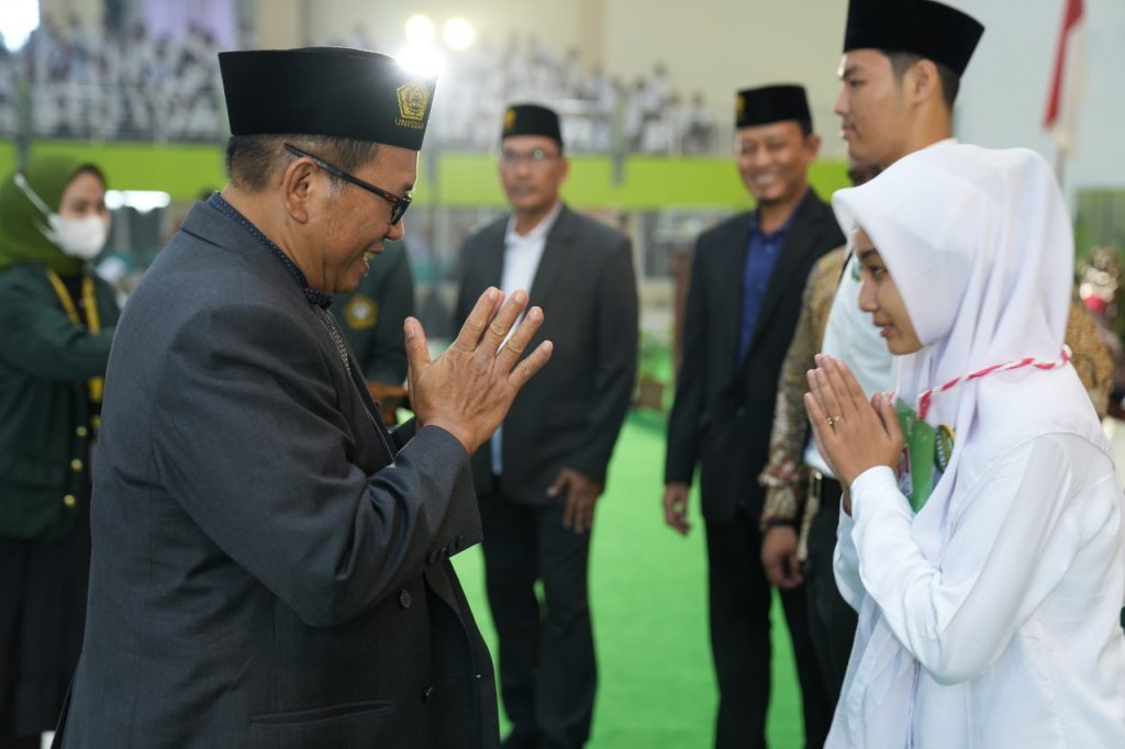 Unissula Sambut 4.595 Mahasiswa Baru