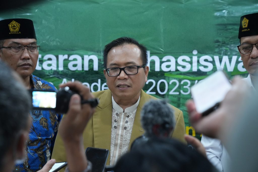 UNISSULA MASUK 10 BESAR PTS TERBAIK NASIONAL