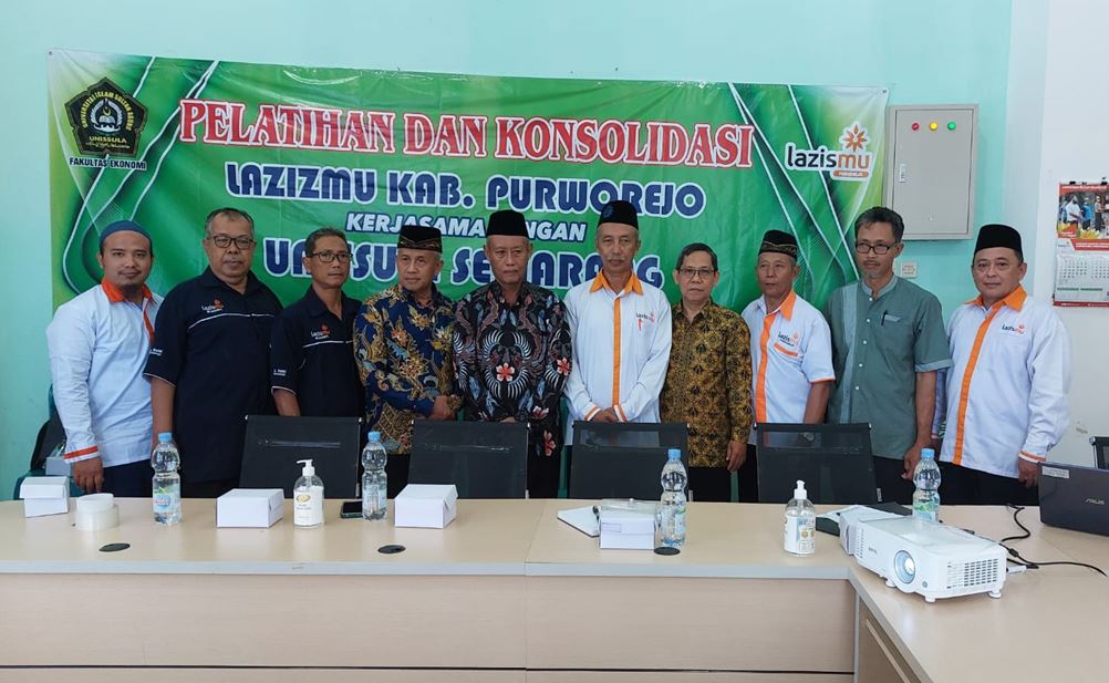Dosen Ekonomi Unissula Beri Pelatihan Manajemen LAZIS