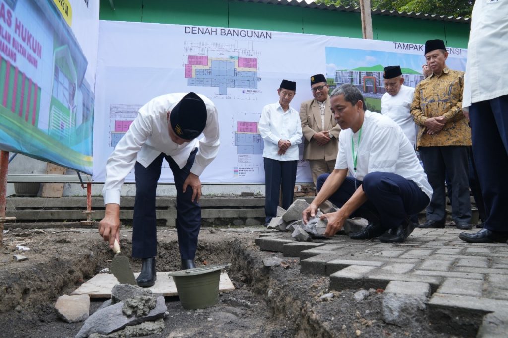 Mahasiswa Terus Bertambah FH Unissula Bangun Gedung Baru