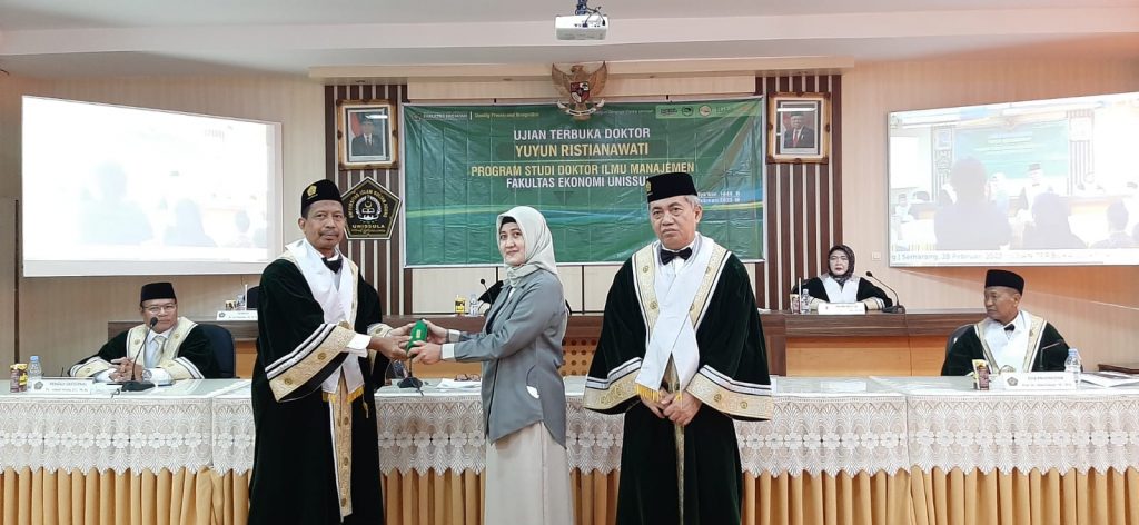  PDIM Unissula Luluskan Doktor ke 26