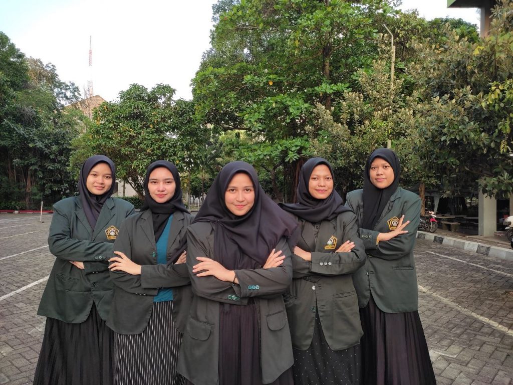 Mahasiswa Psikologi Unissula Gunakan Kicauan Burung Sebagai Terapi Stres Kerja
