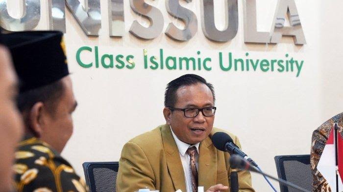 Jumlah Mahasiswa Baru Unissula Tahun 2023 Terbayak di PTS Jawa Tengah