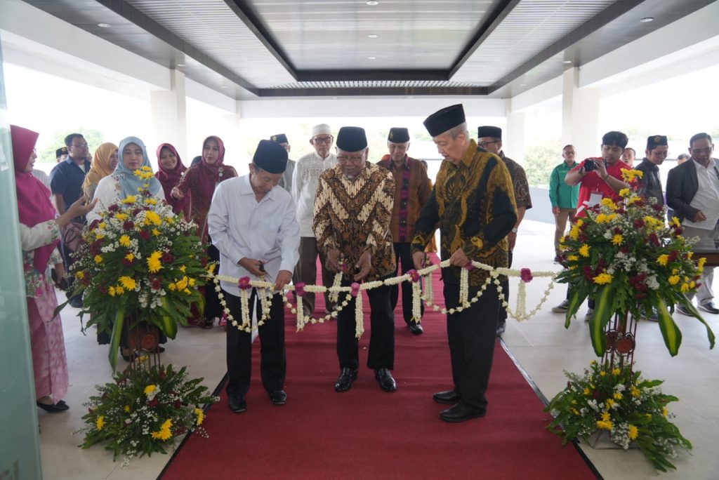 Unissula Resmikan Gedung Baru Kedokteran Gigi Enam Lantai
