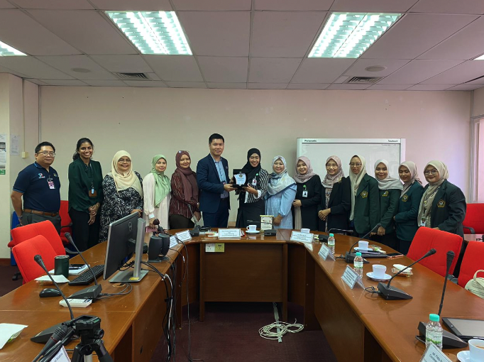 Profesi Apoteker Unissula go Internasional