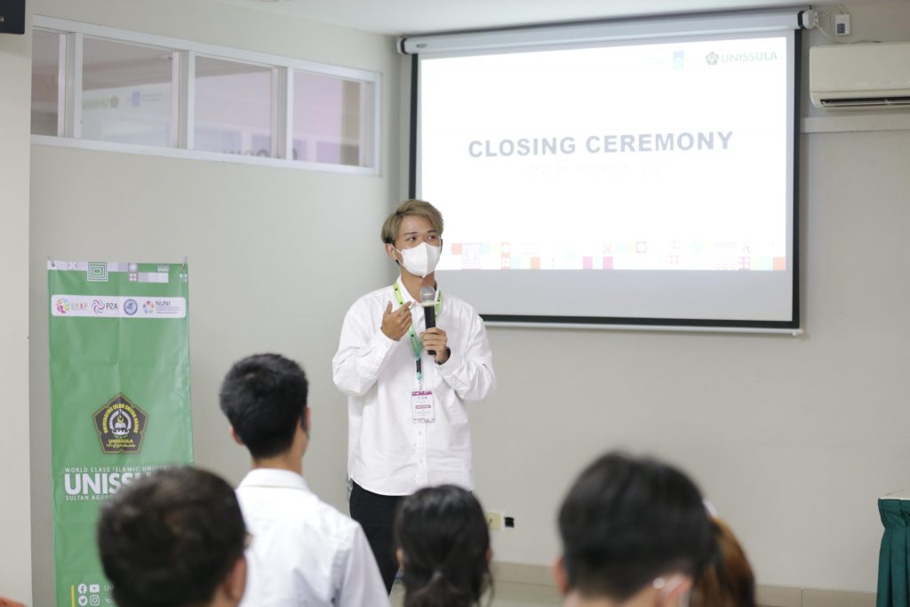 Sastra Inggris Unissula Siapkan Mahasiswa Go Internasional