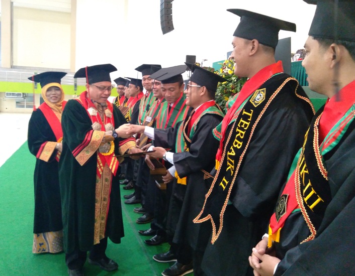 Fakultas Hukum Unissula Cetak Lulusan Yang Kuasai Ilmu Pengetahuan dan Agama