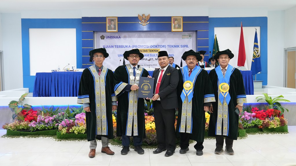 Doktor Teknik Sipil Unissula Tekankan Pentingnya Teknologi dalam PengelolaanAngkutan Kota yang Berkelanjutan