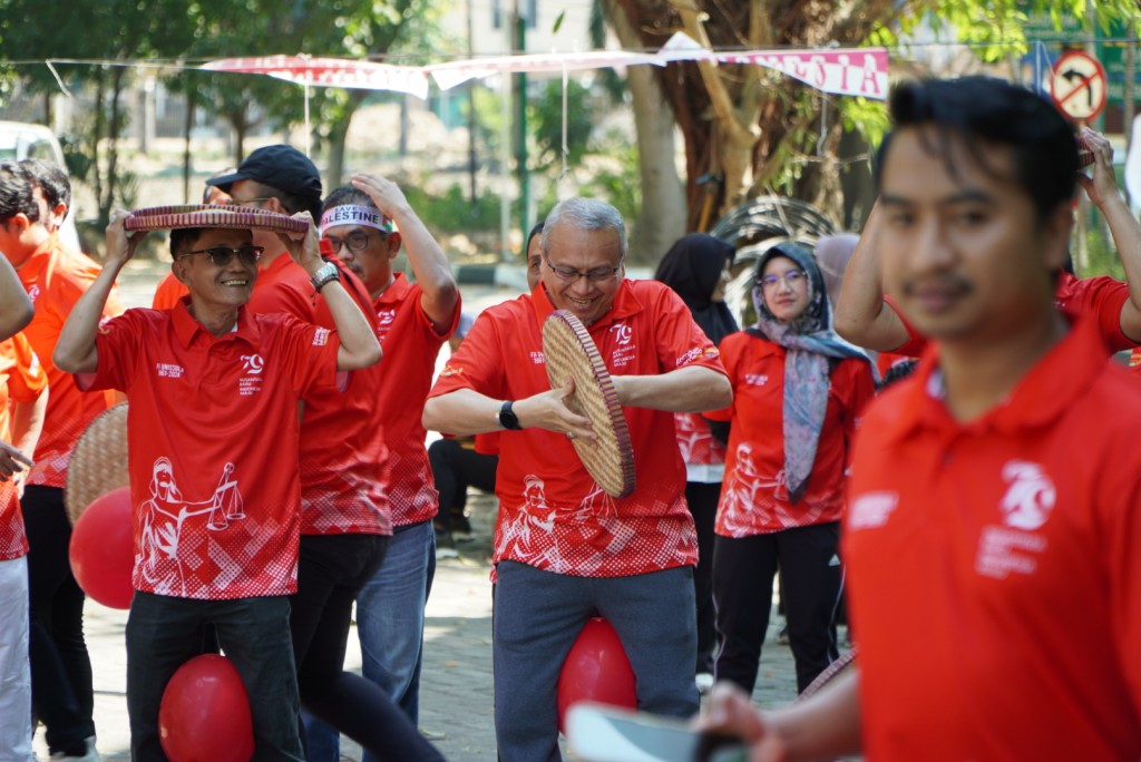 Fakultas Hukum Meriahkan Peringatan HUT RI ke 79