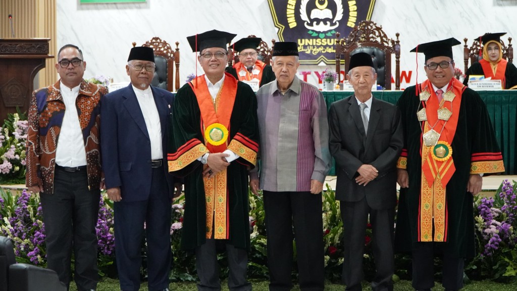 Prof Rozihan Guru Besar Baru Unissula