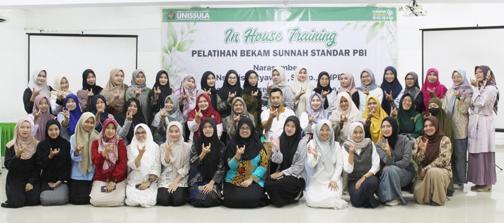Kebidanan Unissula Selenggarakan Pelatihan Bekam
