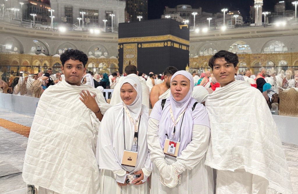 Ngonten Tiktok, Mahasiswa Komunikasi Unissula “Tertinggal” di Makah