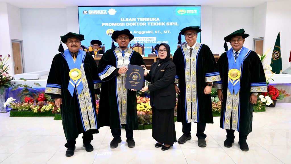Lulus 2 Tahun 8 Bulan Muthia Raih Gelar Doktor Teknik
