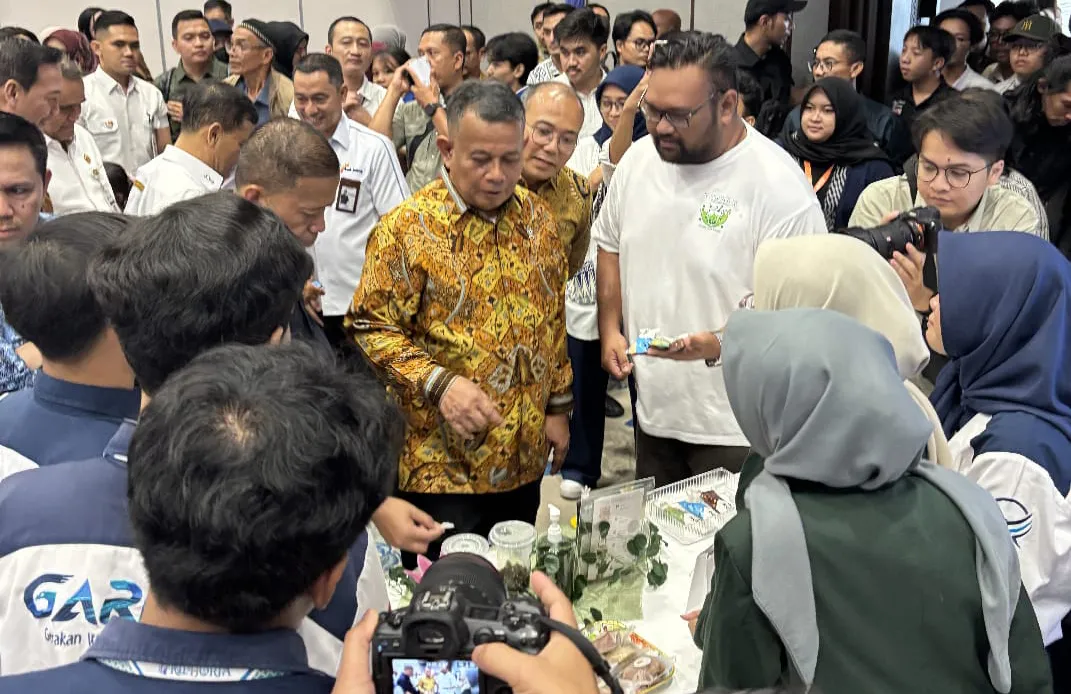 Unissula Students Showcase Creative Products at Central Java's Premier Entrepreneurship Fair