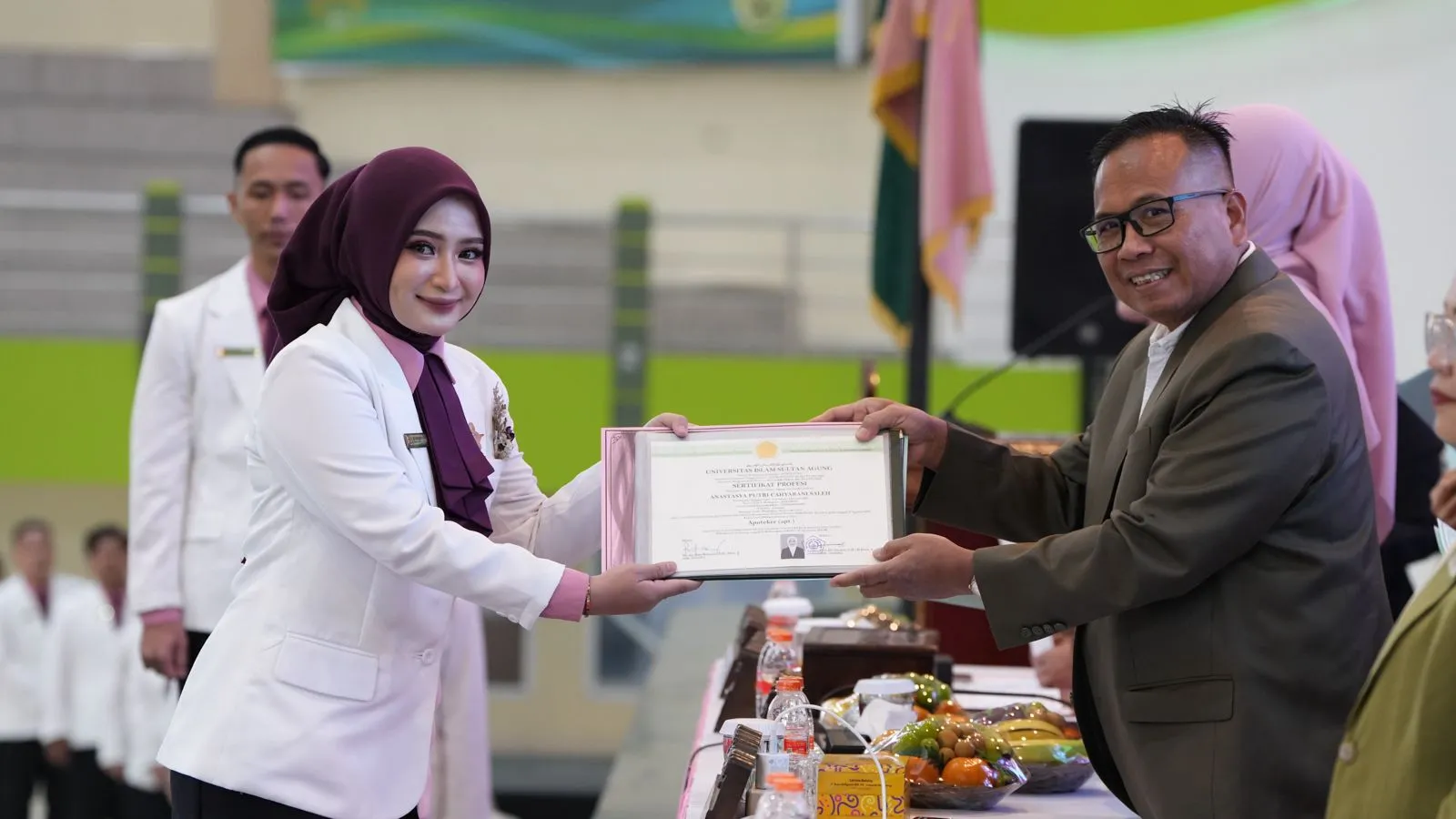 230 Apoteker Baru Unissula Mengikuti Sumpah Profesi Apoteker ke XIV