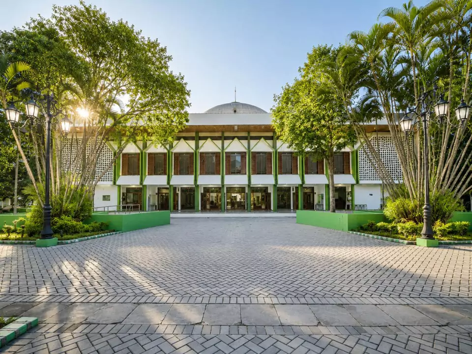 Abu Bakar Assegaf Mosque
