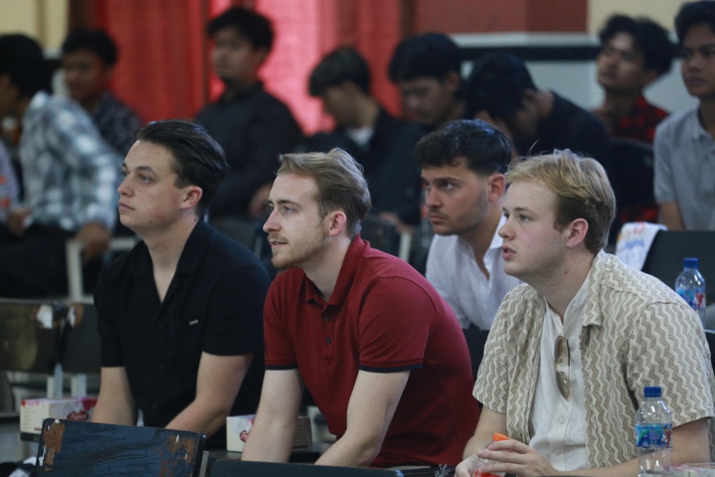 Gambar: Mahasiswa asing dari Belanda mengikuti perkuliahan di Unissula pada 29 April 2025.