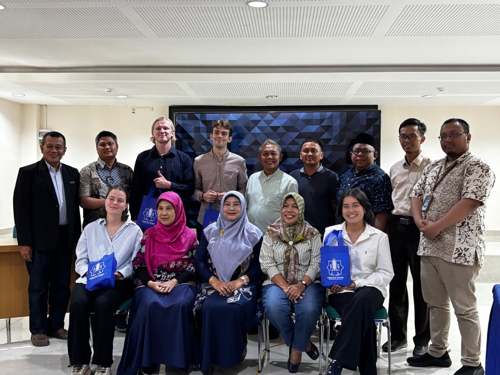 WhatsApp Image 2025-12-12 at 17.01.09