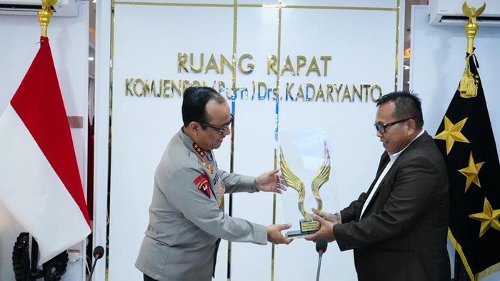 rektor dan wakapolri
